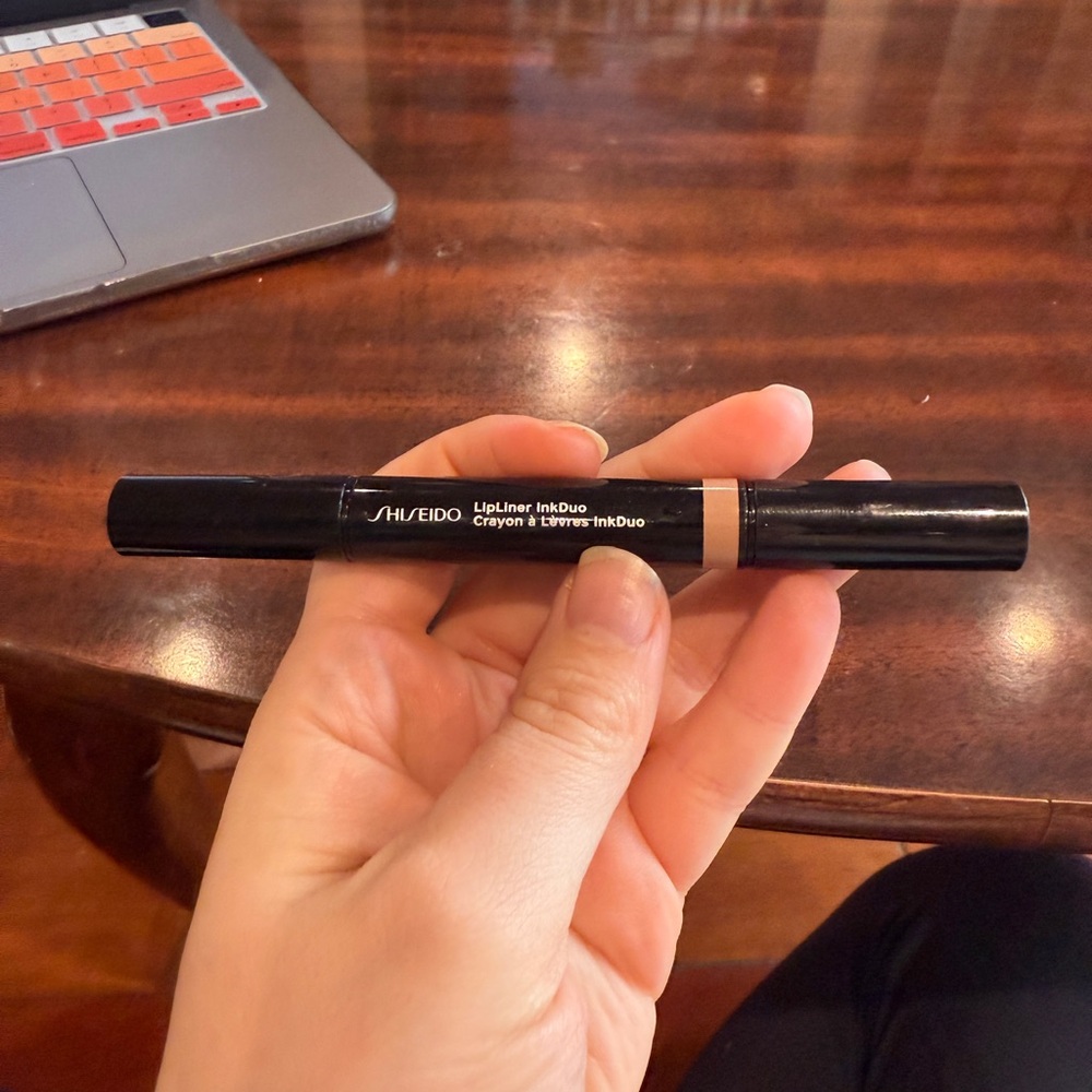 Shiseido LipLiner InkDuo - Beige 002